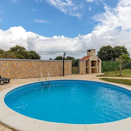 Pool & House Betiga 2 - Happy